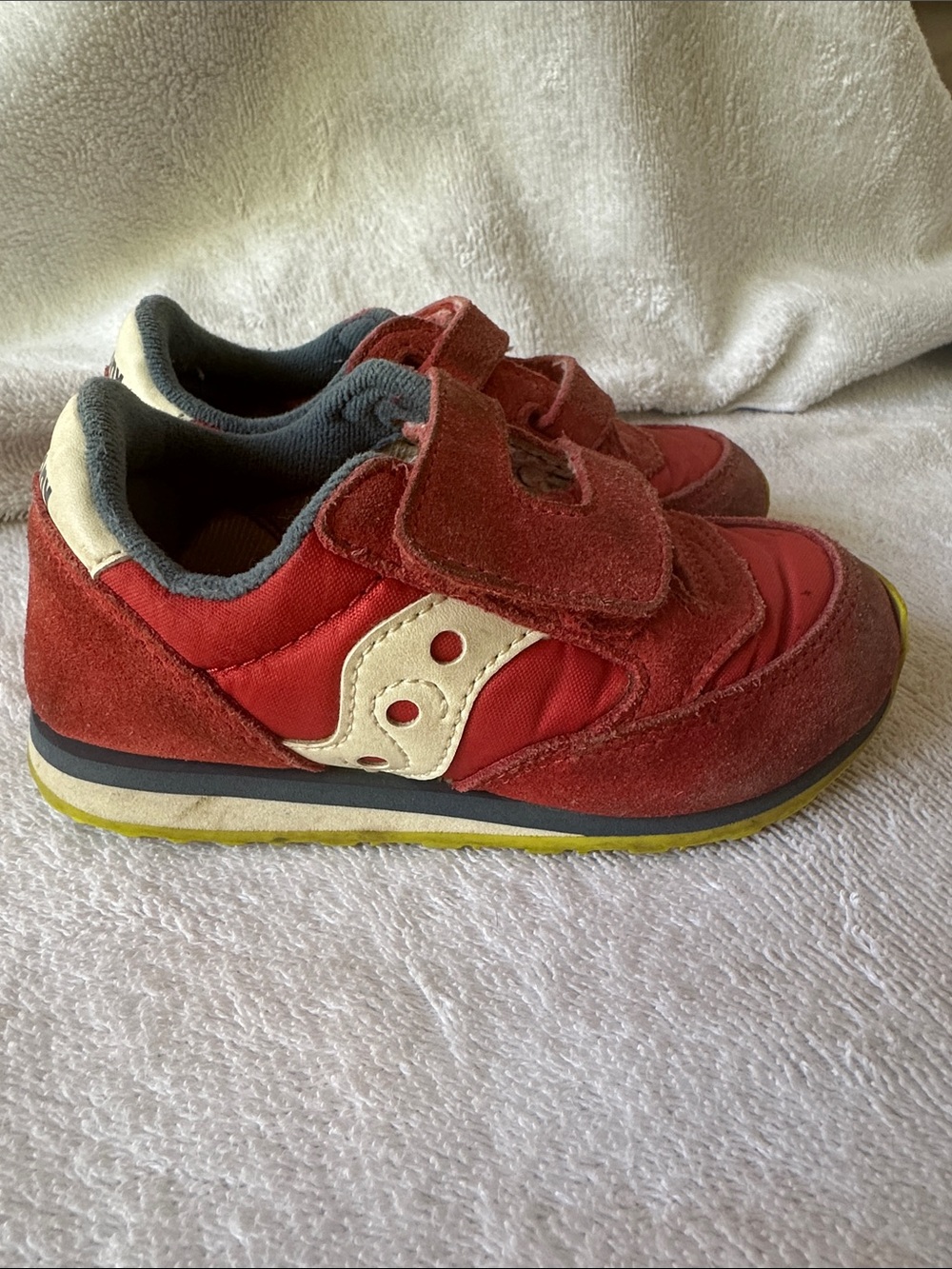 Saucony Kids Red Velcro Sneakers with Cream Logo